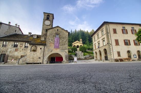 Palazzuolo sul Senio - Centro storico Palazzuolo sul Senio Shutterstock.com 